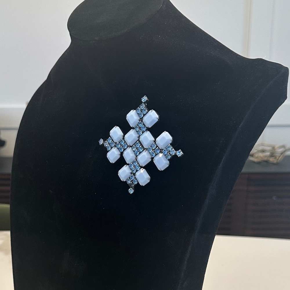 DANNY POLLAK - Pale Blue Milk Glass & Light Sapphire Crystal Geometric Brooch - Picture 5 of 11